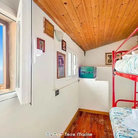 Tatil Evi Casa Giulia, Trekking And Nature Campiglia (Liguria)